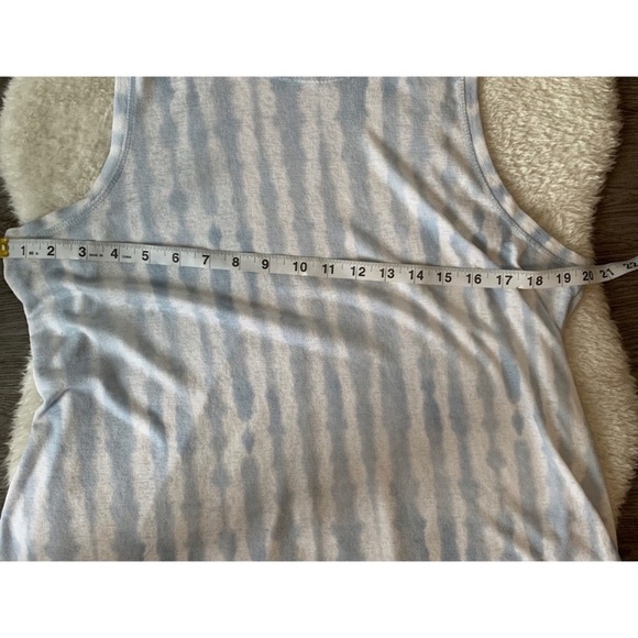 Athleta Tie Dye Blue & White Tank Top Size XL - Picture 9 of 9